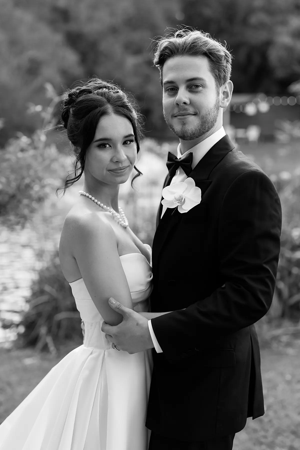 elegant couple married at maleny manor on the sunshine coast